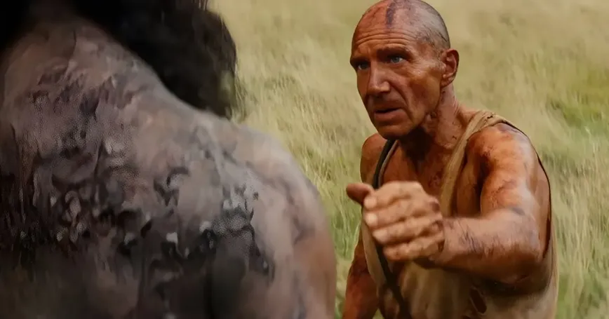 Chi Lewis-Parry's Bold Souvenir Snag Leaves Ralph Fiennes Amused on 'Bone Temple' Set