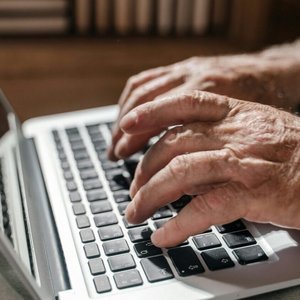 Online Age Verification: The Safety Behind the Screens