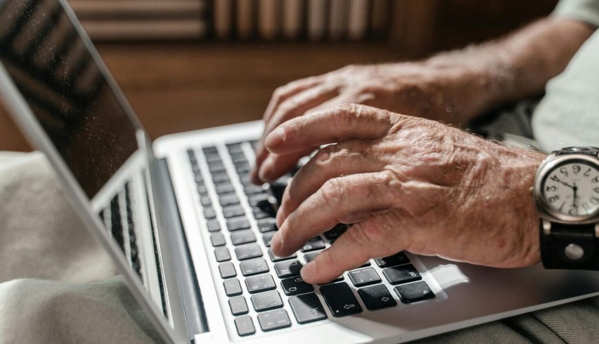 Online Age Verification: The Safety Behind the Screens