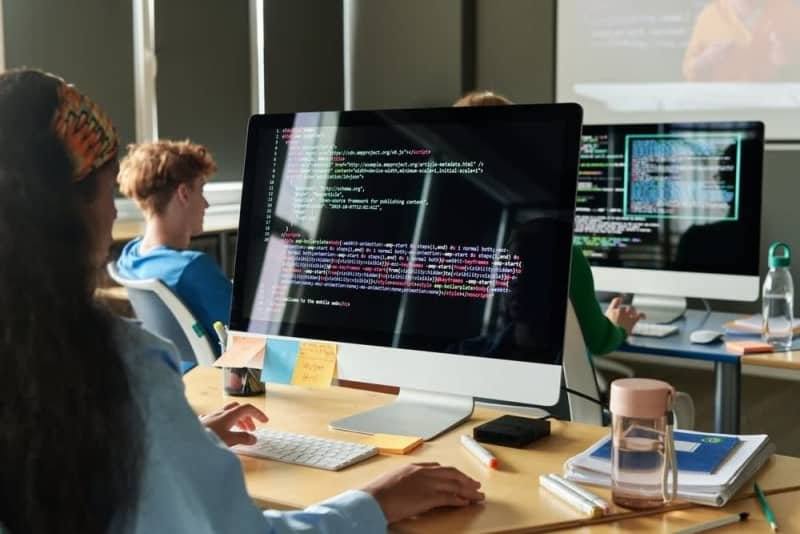 AI Magic: Adult Learners Gain Job-Ready Skills with Innovative Course Design