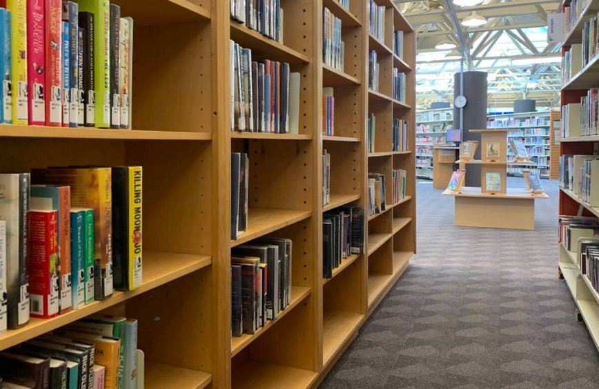 Alberta 2026: School Libraries Spark Controversy Over Banned Books