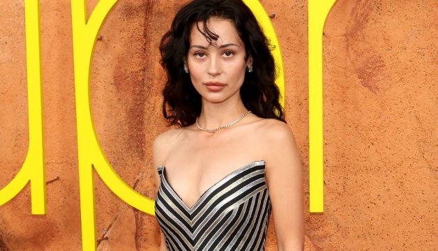 Alexa Demie Steals the Spotlight in Bold Strapless Gown at Euphoria Season 3 Premiere