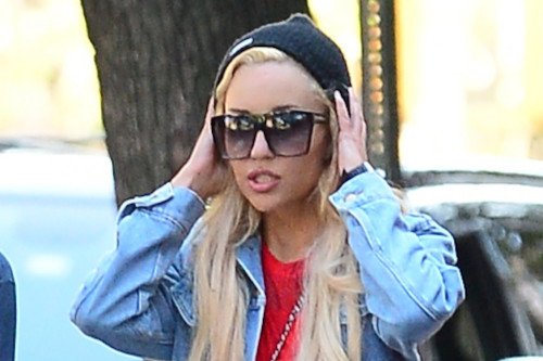 Amanda Bynes Plots Triumphant Music Return with EDM-Rap Track ‘Girlfriend’