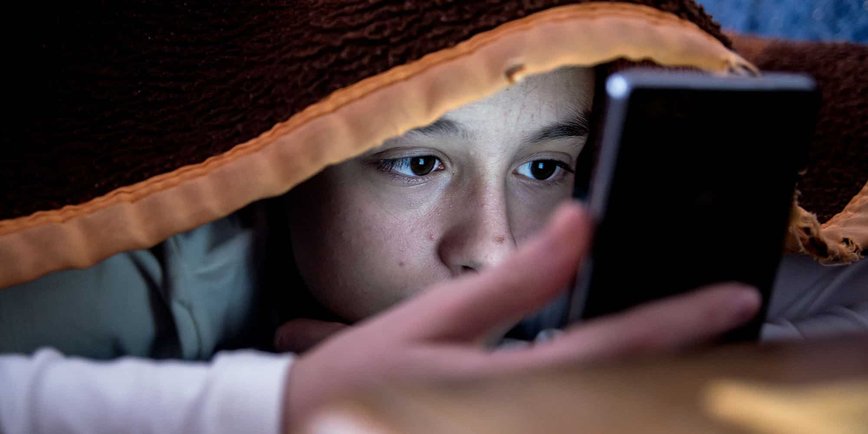 Apple's New iOS 26: Teen Safety Gets a Big Boost with Parental Controls