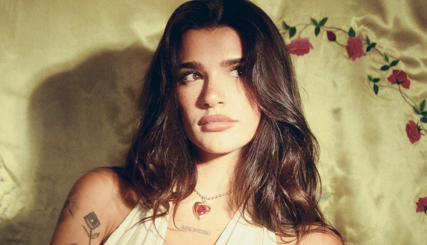 Ari Kystya: Conquering OnlyFans, Navigating Fame, and Embracing Girly Vibes