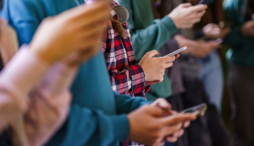 Australia Tightens the Reins on Adult Content with New Age Checks