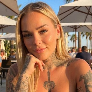 The Dark Side of OnlyFans: Creators Speak Out Against Exploitative Managers