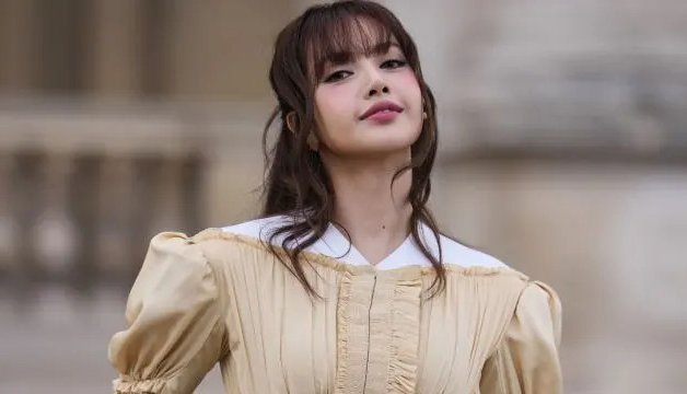 Blackpink’s Lisa Steals the Show in Daring Coachella Ensemble