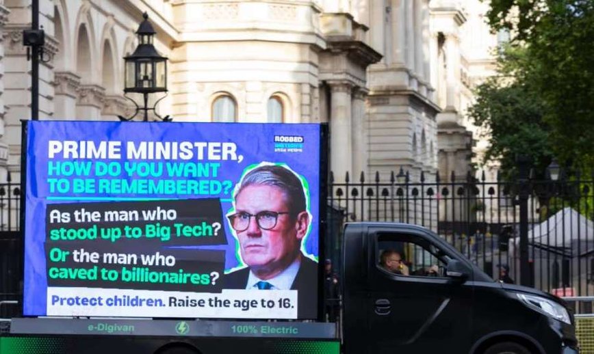 UK Government Eyes Major Social Media Clampdown for Under-16s