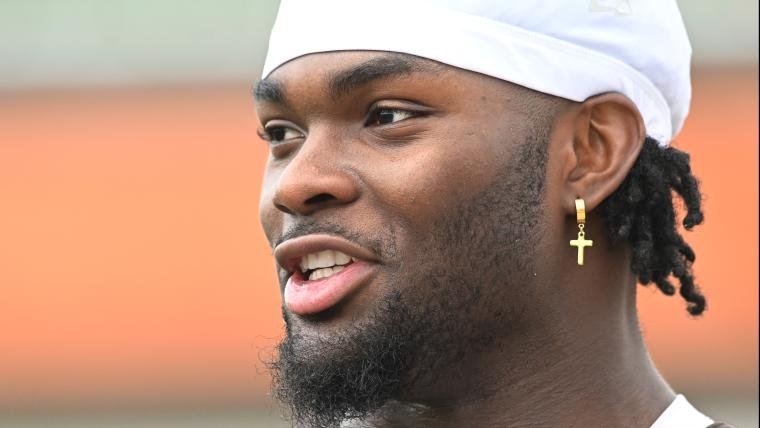 Browns' Rookie Harold Fannin Jr. Switches It Up: Cuts Jersey Number in Half for Debut Game