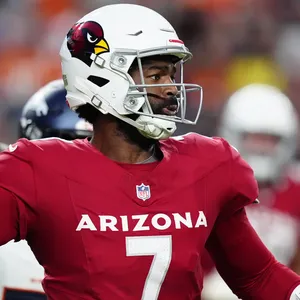 Cardinals QB Brissett's Bold Jab Stuns Cowboys Defense on Live TV