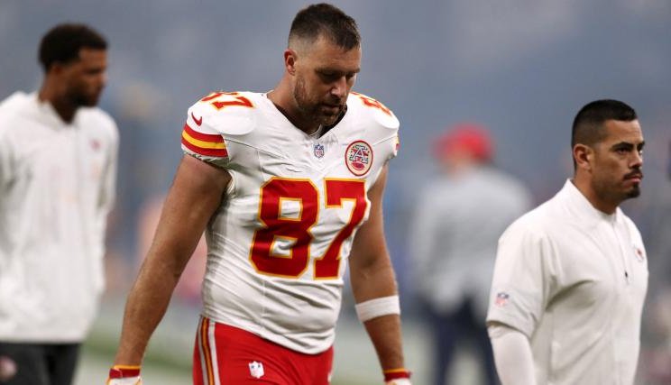 Travis Kelce's Candid Comment After Xavier Worthy's Injury Stirs Attention