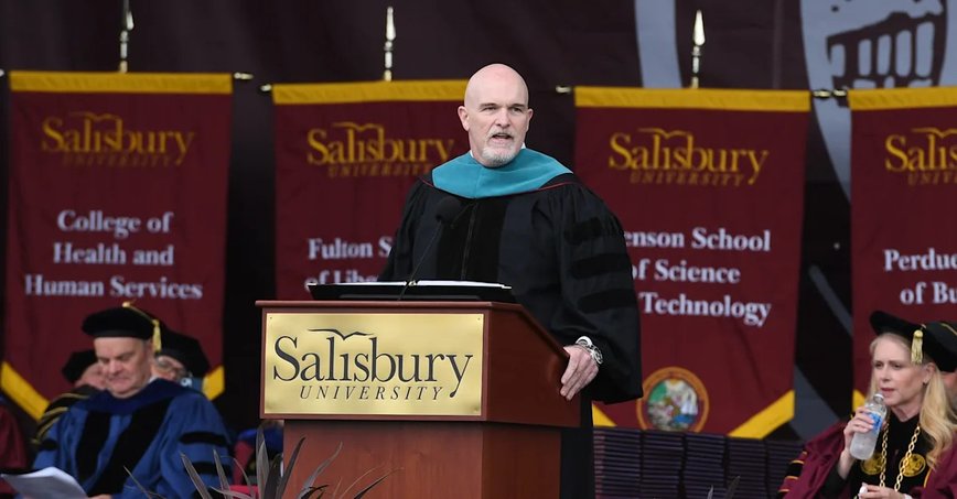 Dan Quinn Spices Up Graduation Speech with His Signature Catchphrase