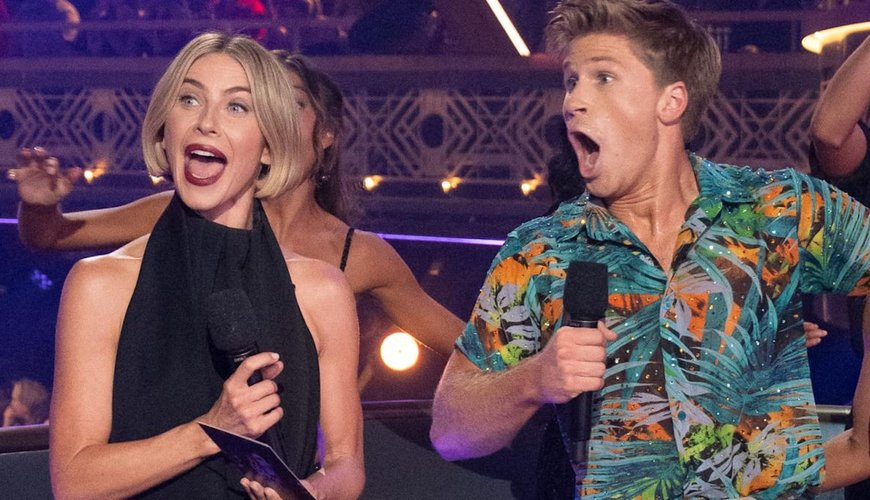Julianne Hough Jokes About Robert Irwin's NSFW Offers on DWTS
