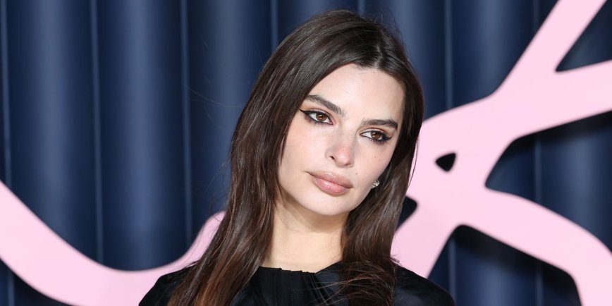 Emily Ratajkowski’s Snow Day: Crop Tops and Cozy Moments with Son Sly