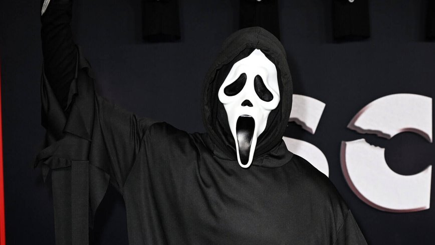 Scary Movie's Ghostface Hacks Into OnlyFans for Spook-tacular Promotion