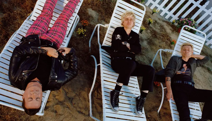 Green Day Celebrates 'Warning' with Epic 25th Anniversary Edition