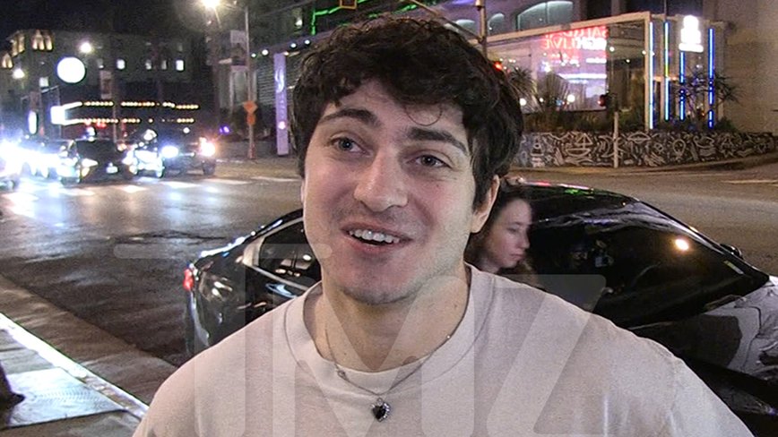 Internet Sensation Harry Daniels on Clavicular and Woah Vicky's Budding Romance