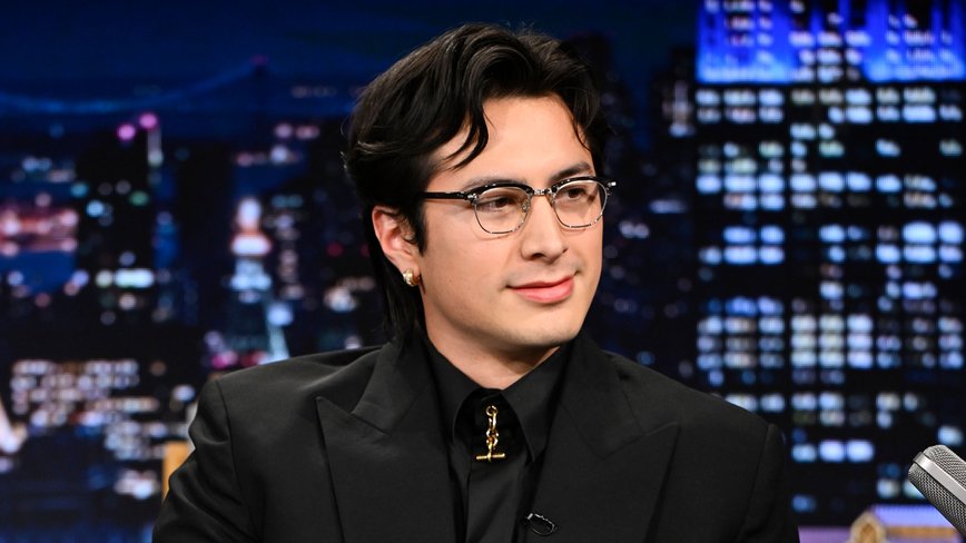 Hudson Williams Stirs Up Late-Night with Risqué Revelations on The Tonight Show