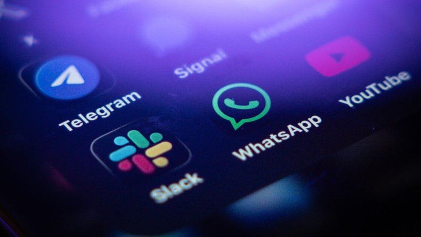 WhatsApp Gears Up for Cross-App Messaging in Europe with BirdyChat and Haiket