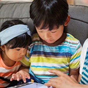 Malaysia Sets the Stage for Social Media Access Overhaul for Teens