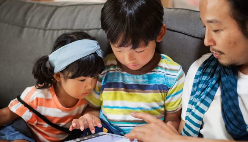 Malaysia Sets the Stage for Social Media Access Overhaul for Teens