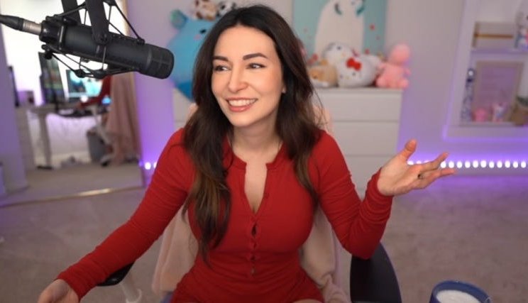 OnlyFans Star Natalia Mogollon on Her Artistic Visa Journey and Career Boost