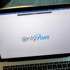 OnlyFans Cashes In: How the Platform Is Revolutionizing the Creator Economy