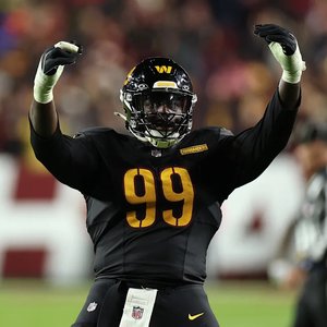 Javon Kinlaw's Bold Take on Commanders' Fresh Defensive Squad