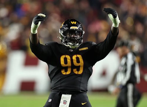 Javon Kinlaw's Bold Take on Commanders' Fresh Defensive Squad