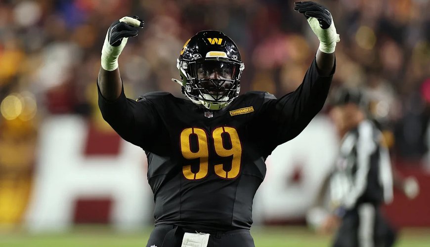Javon Kinlaw Drops Hilarious NSFW Bomb on Commanders' Revamped Defense