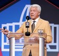 Jimmy Johnson Rips Hall of Fame for Snubbing Belichick