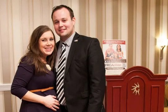 Josh Duggar's Risqué Jailhouse Letters to Wife Anna Uncovered