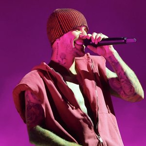 Justin Bieber's Chart Comeback: 'Everything Hallelujah' Takes Adult R&B by Storm