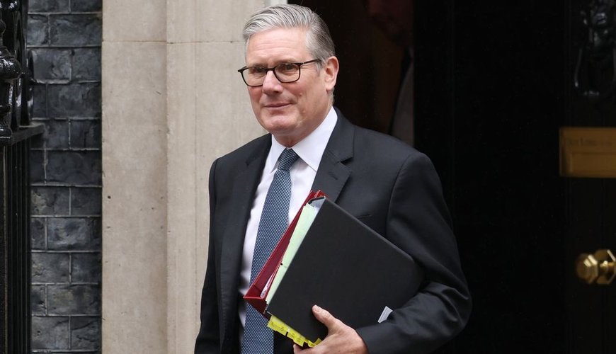 Keir Starmer Plans Bold Internet Crackdown to Protect British Youth