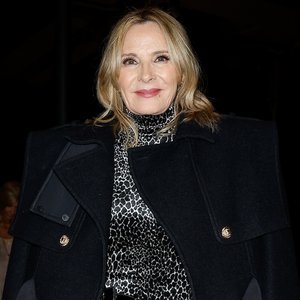 Kim Cattrall Brings Back Her Iconic Sex and the City Moment