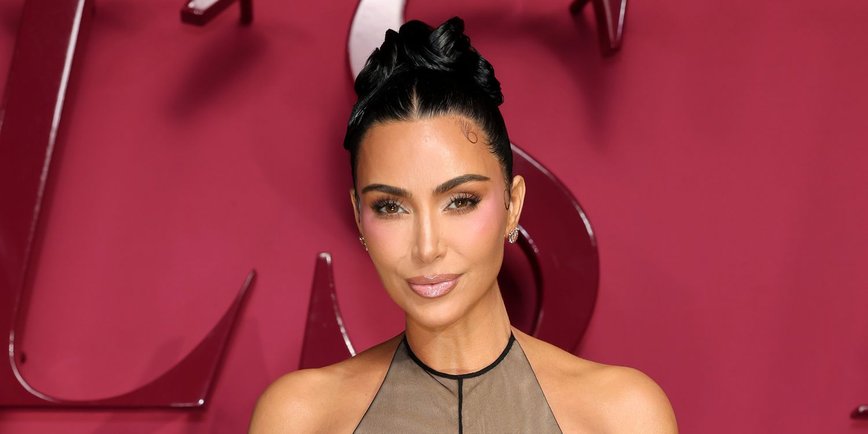 Kim Kardashian Dazzles in Plunging Latex at Kylie’s Starry Cosmetics Bash