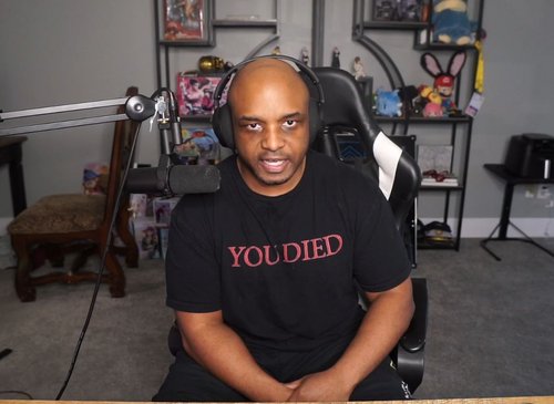 Lacari Returns to Twitch with Accountability and a Clean Slate