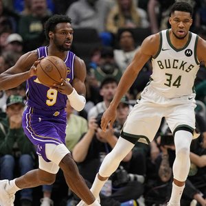 JJ Redick's In-Game Shoutout: A Wake-Up Call for Bronny James