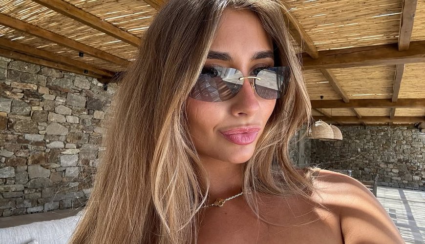 Lily Phillips Faces Parental Plea on OnlyFans Career in BBC's Stacey Dooley Special