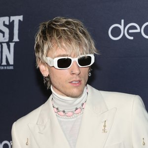 Machine Gun Kelly Stops Show to Address Fan’s Wild Request: 'No, I Won't Spit in Your Mouth'