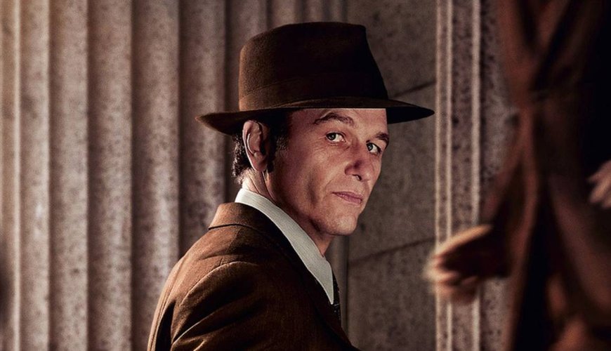 Matthew Rhys Brings Grit and Glamour to HBO's 'Perry Mason' Reboot