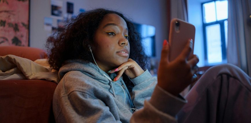 Inside Meta's New Parental Controls: Will They Keep Kids Safe Online?