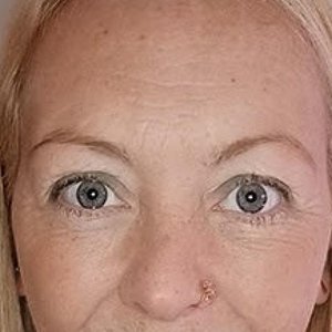 Fearless Skydive: Mum Takes the Plunge for Mental Health