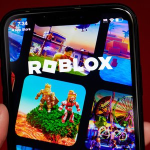 Nebraska Joins Wave of Lawsuits Against Roblox Over Child Safety Concerns