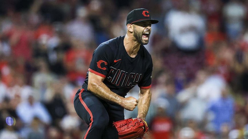 Nick Martinez's Bold Rally Cry Captivates Cincinnati Reds Fans