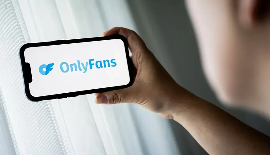 OnlyFans Star Haley Nicole's Creepy Encounter with Obsessed Fan Raises Safety Concerns