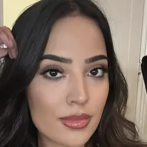 OnlyFans Star Sasha Swan Shares Dad's Surprising Reaction to Her Webcam Career