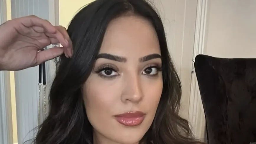 OnlyFans Star Sasha Swan Shares Dad's Surprising Reaction to Her Webcam Career