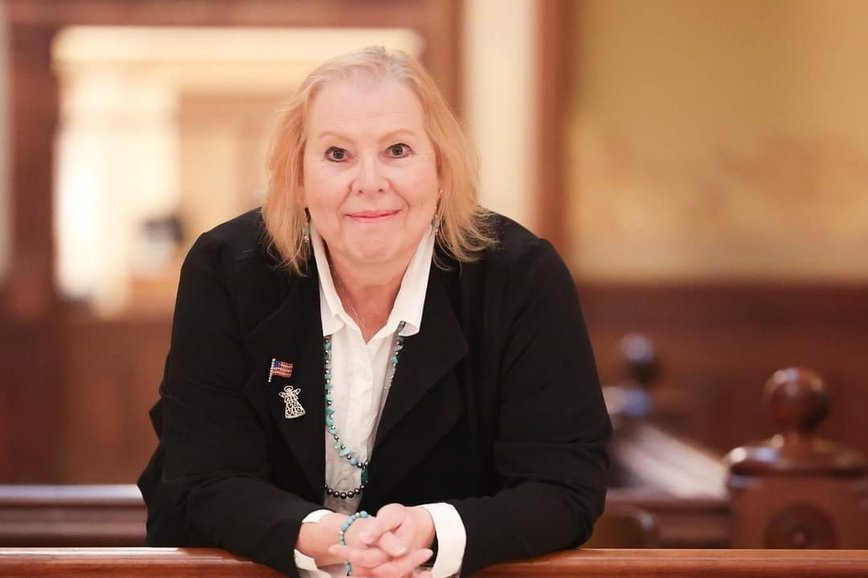 Wyoming's Book Debate: A Clash of Parental Rights and Library Freedoms